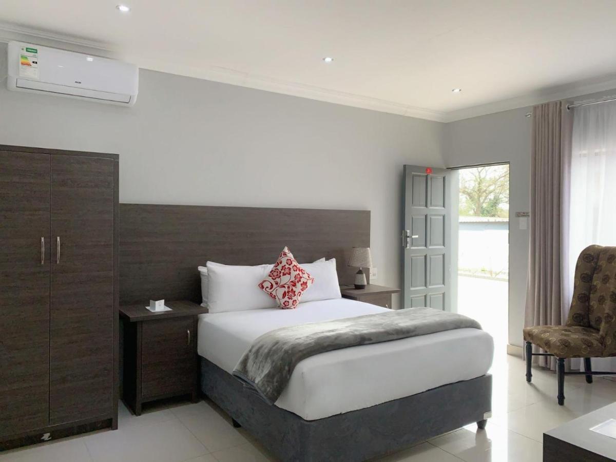 Airport Lodge Newcastle Bagian luar foto
