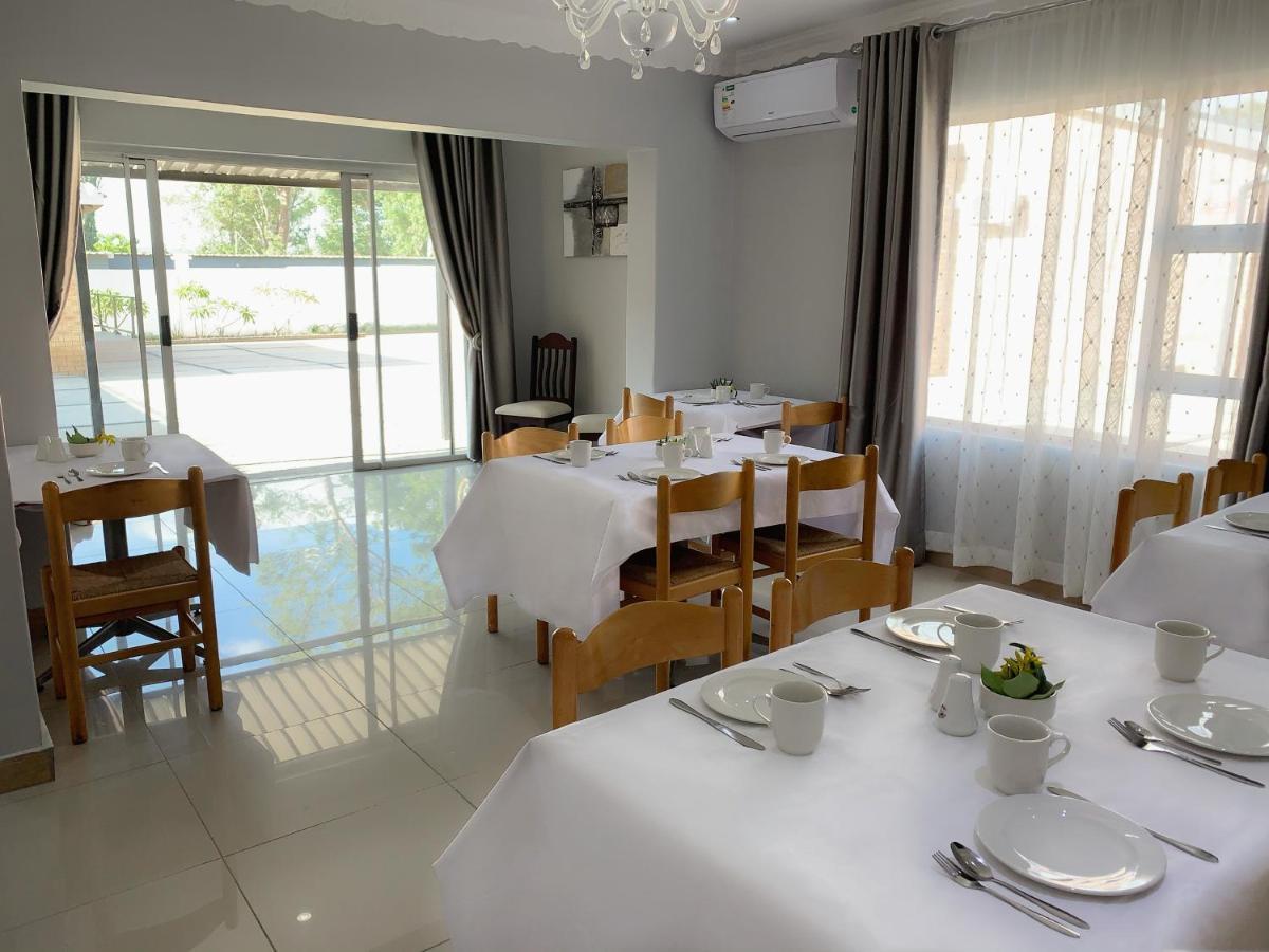 Airport Lodge Newcastle Bagian luar foto